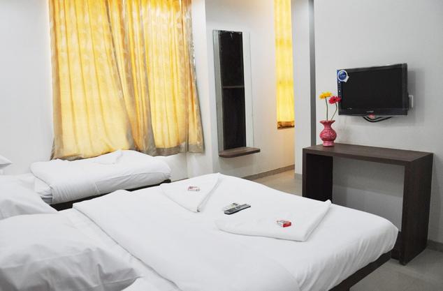 Hotel Sai Srushti